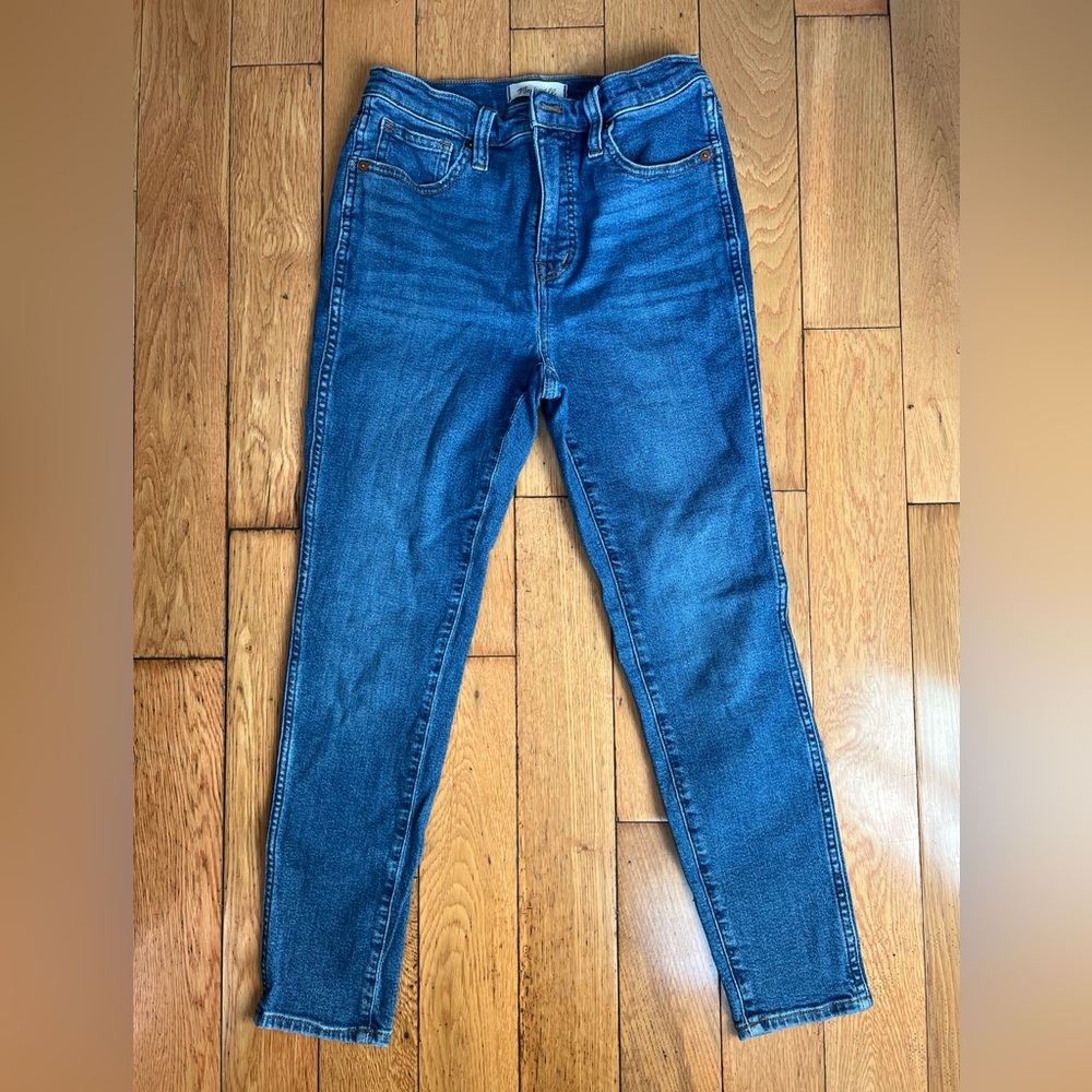 Madewell 10” High Rise Skinny Fit Cropped jeans, size 26